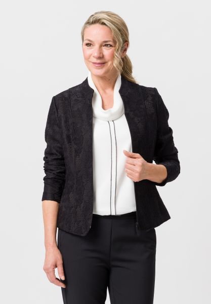 Blazer mit femininer Note